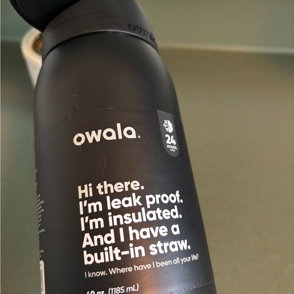 Owala Black Insulated Water Bottle - Picture 3 of 5